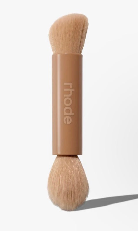 PRE ORDEN Rhode Pocket Brush 1pza