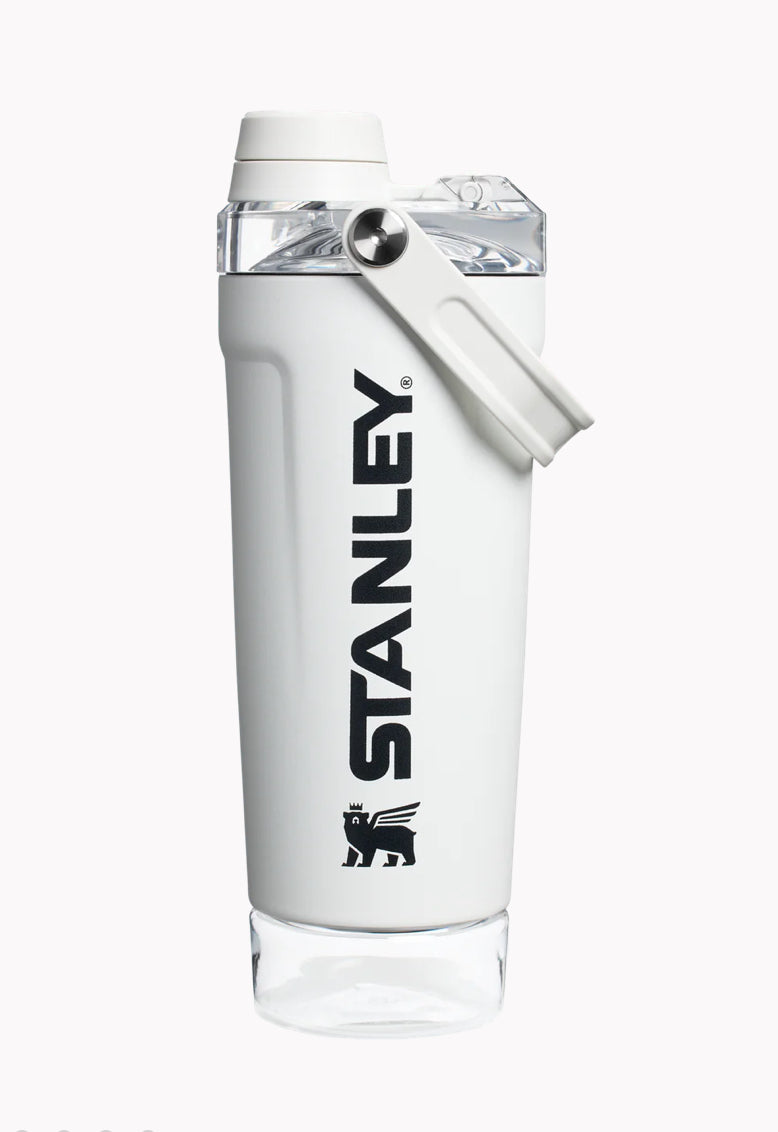 Stanley The Activate Shaker Bottle | 20 OZ